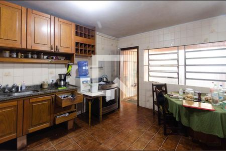 Casa à venda com 356m², 4 quartos e 4 vagasCozinha