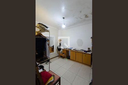 Casa à venda com 356m², 4 quartos e 4 vagasCloset da suíte 3