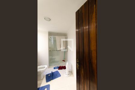 Casa à venda com 356m², 4 quartos e 4 vagasBanheiro da Suíte 3