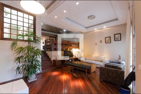 Sala de Estar de casa à venda com 4 quartos, 356m² em Nonoai, Porto Alegre