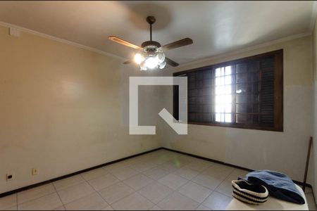 Casa à venda com 356m², 4 quartos e 4 vagasQuarto 2