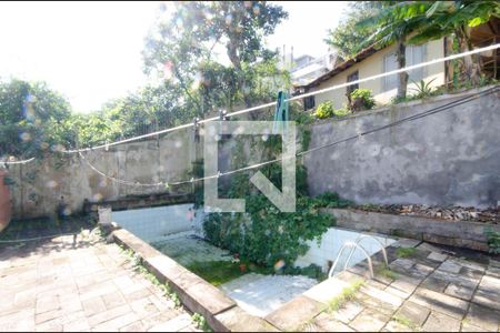 Casa à venda com 356m², 4 quartos e 4 vagasPiscina