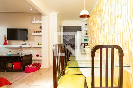 Sala de jantar  de casa à venda com 5 quartos, 150m² em Vila União (zona Leste), São Paulo