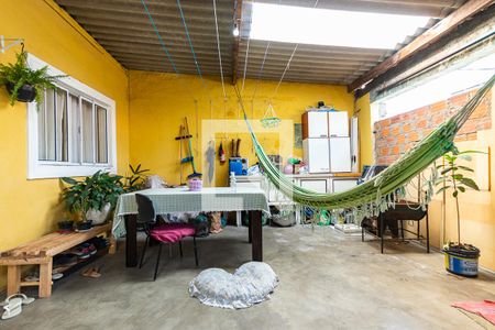 Casa à venda com 150m², 5 quartos e 4 vagasQuintal 