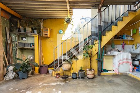 Casa à venda com 150m², 5 quartos e 4 vagasQuintal 