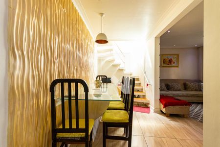 Sala de jantar  de casa à venda com 5 quartos, 150m² em Vila União (zona Leste), São Paulo