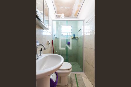 Casa à venda com 150m², 5 quartos e 4 vagasBanheiro 