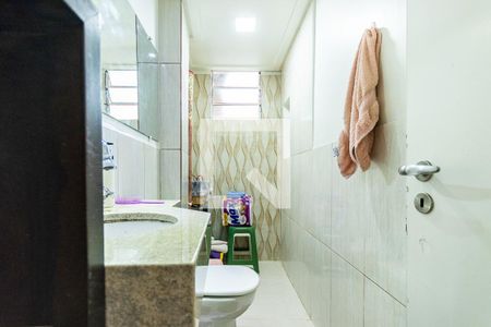 Lavabo  de casa à venda com 5 quartos, 150m² em Vila União (zona Leste), São Paulo