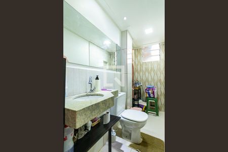 Lavabo  de casa à venda com 5 quartos, 150m² em Vila União (zona Leste), São Paulo