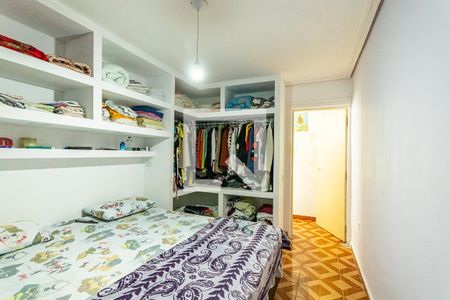 Casa à venda com 150m², 5 quartos e 4 vagasQuarto 1 casa 2