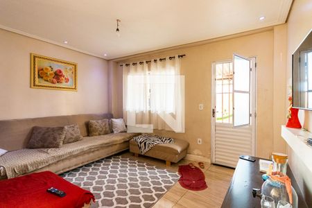 Sala  de casa à venda com 5 quartos, 150m² em Vila União (zona Leste), São Paulo