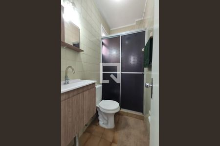Banheiro de apartamento à venda com 1 quarto, 40m² em Scharlau, São Leopoldo