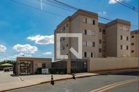 Apartamento para alugar com 46m², 2 quartos e 1 vagaFachada do Condomínio