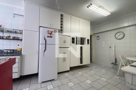 Apartamento à venda com 213m², 5 quartos e 4 vagas Apartamento à venda com 213m², 5 quartos e 4 vagasCozinha