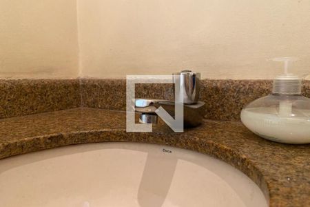 Apartamento à venda com 213m², 5 quartos e 4 vagas Apartamento à venda com 213m², 5 quartos e 4 vagasBanheiro - Torneira