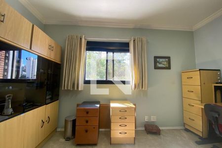 Apartamento à venda com 213m², 5 quartos e 4 vagas Apartamento à venda com 213m², 5 quartos e 4 vagasQuarto 3