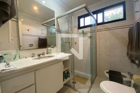 Apartamento à venda com 213m², 5 quartos e 4 vagas Apartamento à venda com 213m², 5 quartos e 4 vagasBanheiro