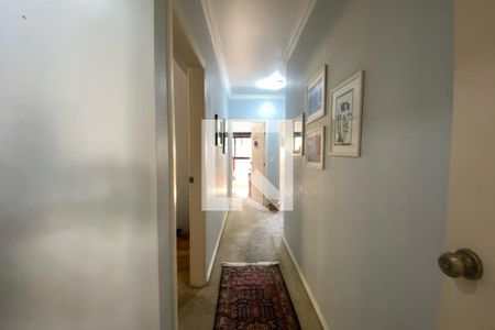 Apartamento à venda com 213m², 5 quartos e 4 vagas Apartamento à venda com 213m², 5 quartos e 4 vagasCorredor