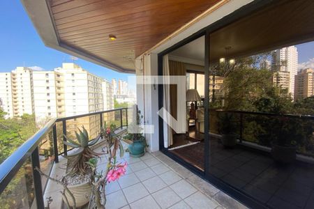 Apartamento à venda com 213m², 5 quartos e 4 vagas Apartamento à venda com 213m², 5 quartos e 4 vagasSacada