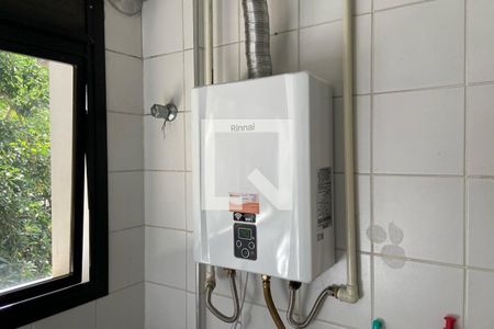 Apartamento à venda com 213m², 5 quartos e 4 vagas Apartamento à venda com 213m², 5 quartos e 4 vagasAquecedor