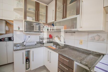 Casa à venda com 105m², 3 quartos e 2 vagasCozinha