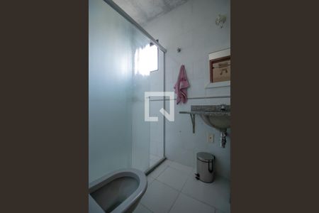 Casa à venda com 105m², 3 quartos e 2 vagasBanheiro 2