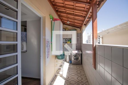 Casa à venda com 105m², 3 quartos e 2 vagasÁrea de Serviço