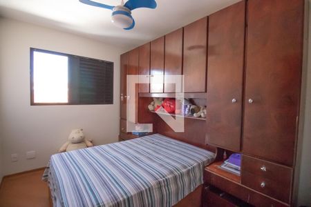 Casa à venda com 105m², 3 quartos e 2 vagasQuarto 2