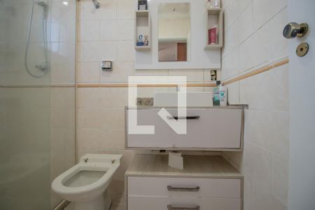 Casa à venda com 105m², 3 quartos e 2 vagasBanheiro da Suíte