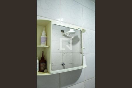 Casa à venda com 125m², 5 quartos e 2 vagasBanheiro 2