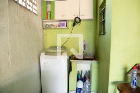 Casa à venda com 125m², 5 quartos e 2 vagasÁrea de Serviço 1