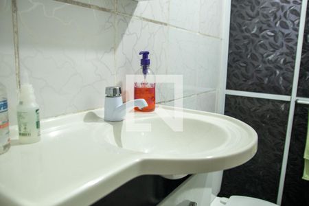 Casa à venda com 125m², 5 quartos e 2 vagasBanheiro 1