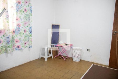 Casa à venda com 125m², 5 quartos e 2 vagasQuarto 4