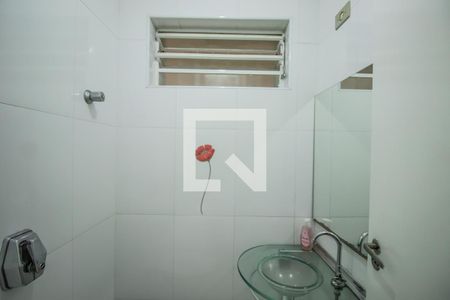 Casa à venda com 215m², 3 quartos e 3 vagasLavabo