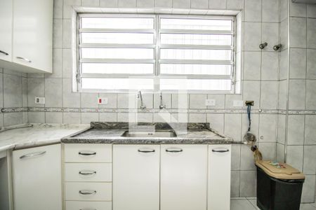 Casa à venda com 215m², 3 quartos e 3 vagasCozinha