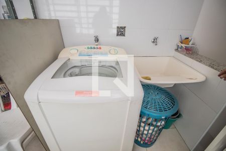 Casa à venda com 215m², 3 quartos e 3 vagasÁrea de Serviço