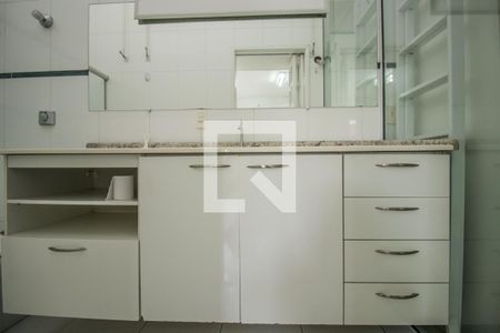 Casa à venda com 215m², 3 quartos e 3 vagasBanheiro 3 - Suíte 2