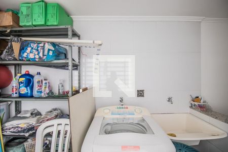 Casa à venda com 215m², 3 quartos e 3 vagasÁrea de Serviço