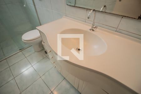 Casa à venda com 215m², 3 quartos e 3 vagasBanheiro 1 - Suíte 1