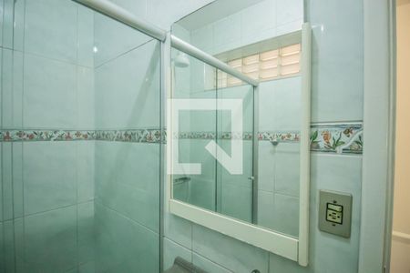 Casa à venda com 215m², 3 quartos e 3 vagasBanheiro 2