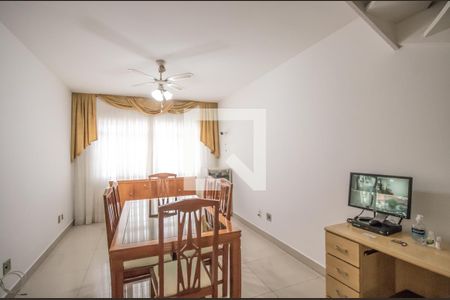 Sala de casa à venda com 3 quartos, 215m² em Vila Santa Catarina, São Paulo