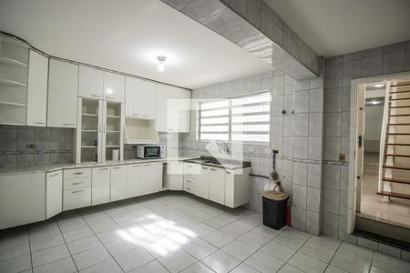 Casa à venda com 215m², 3 quartos e 3 vagasCozinha