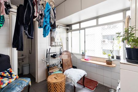 Apartamento à venda com 163m², 2 quartos e 1 vagaÁrea de Serviço