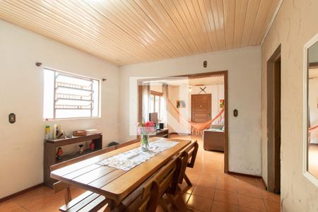 Sala de casa à venda com 3 quartos, 240m² em Vila Nova, Porto Alegre