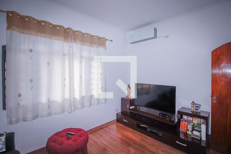 Casa à venda com 301m², 5 quartos e 5 vagasSala de TV