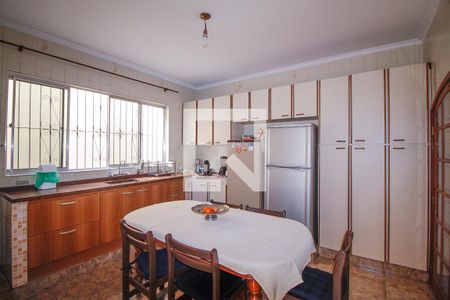 Casa à venda com 301m², 5 quartos e 5 vagasCozinha