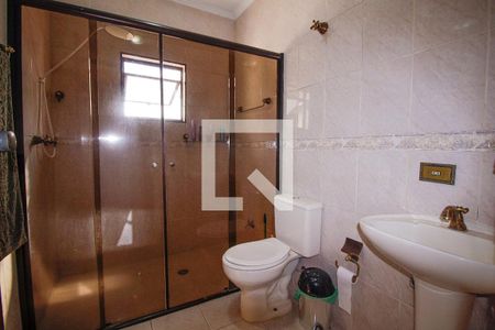 Casa à venda com 301m², 5 quartos e 5 vagasBanheiro 3