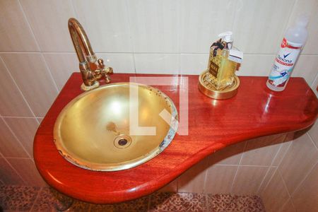 Casa à venda com 301m², 5 quartos e 5 vagasLavabo