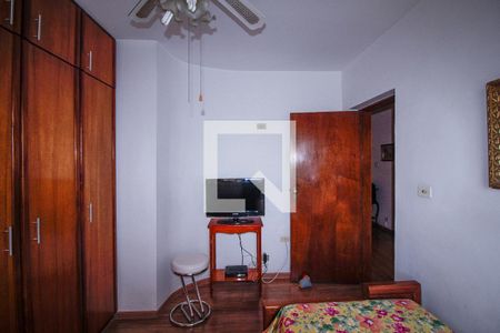 Casa à venda com 301m², 5 quartos e 5 vagasQuarto 2
