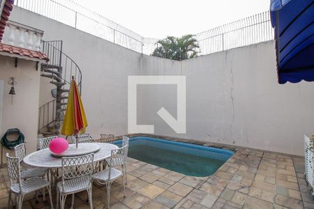 Casa à venda com 301m², 5 quartos e 5 vagasPiscina